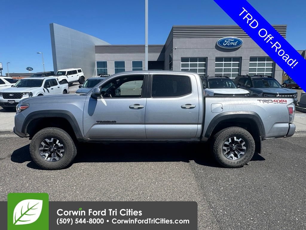 Used 2021 Toyota Tacoma TRD Off-Road w/ Technology Package AWD/4WD image 5