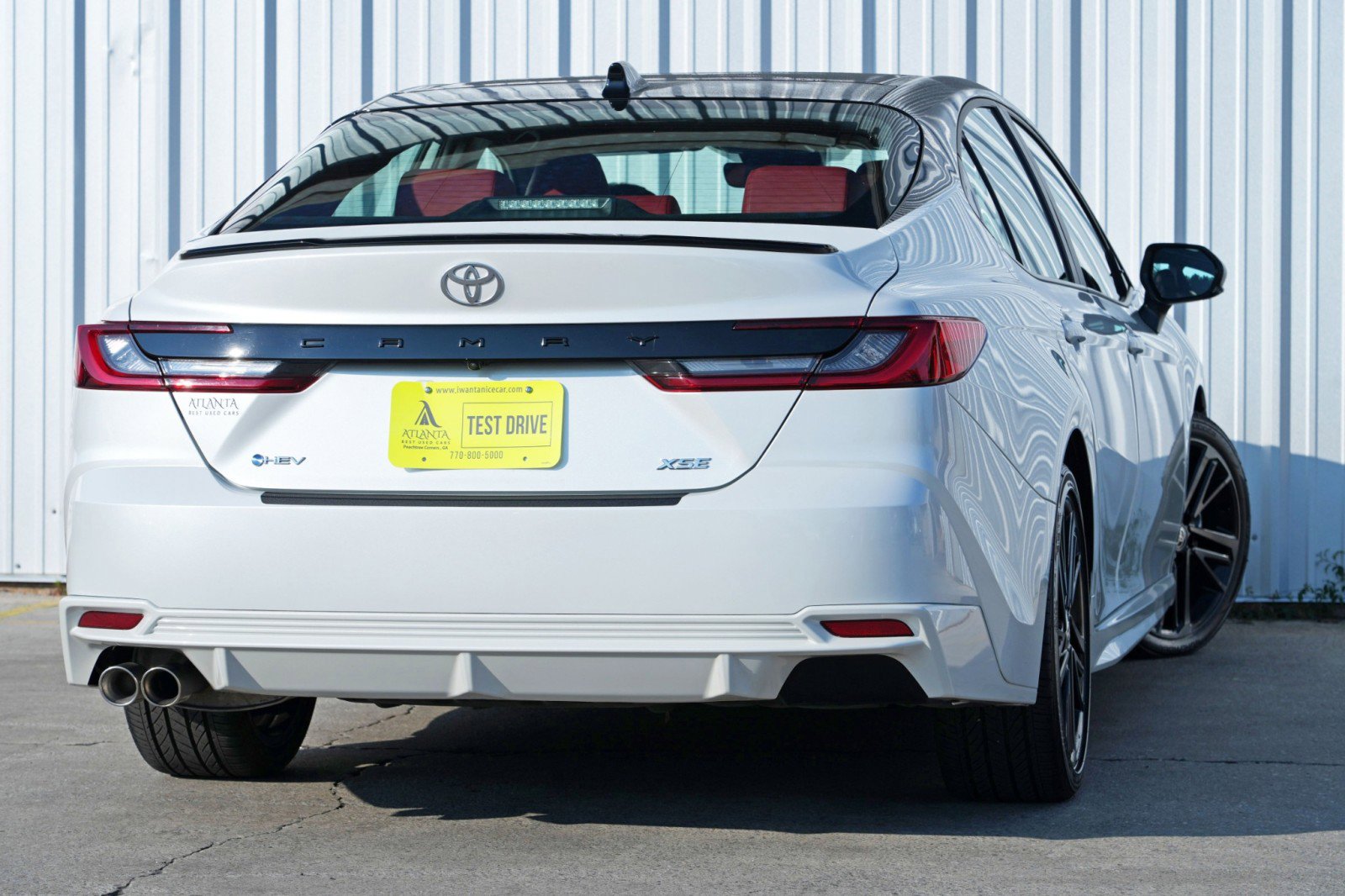 Used 2025 Toyota Camry XSE image 3