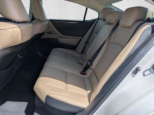 Used 2020 Lexus ES 300h FWD image 19