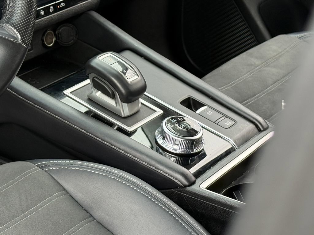 Used 2024 Mitsubishi Outlander SE image 21