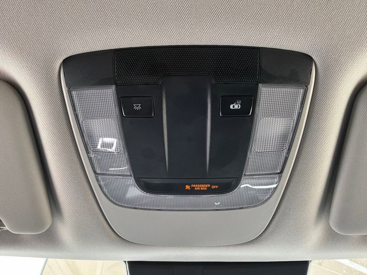 Used 2025 Kia Sportage LX FWD image 16