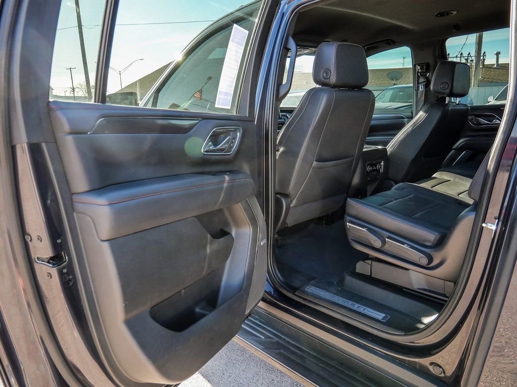 Used 2023 Chevrolet Suburban RST image 24