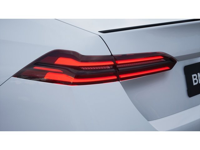 New 2027 BMW 530i RWD image 8