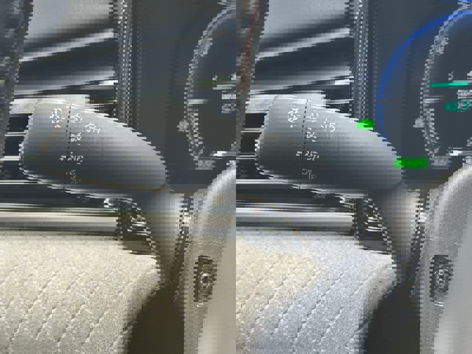 Used 2025 Toyota Camry XLE image 20