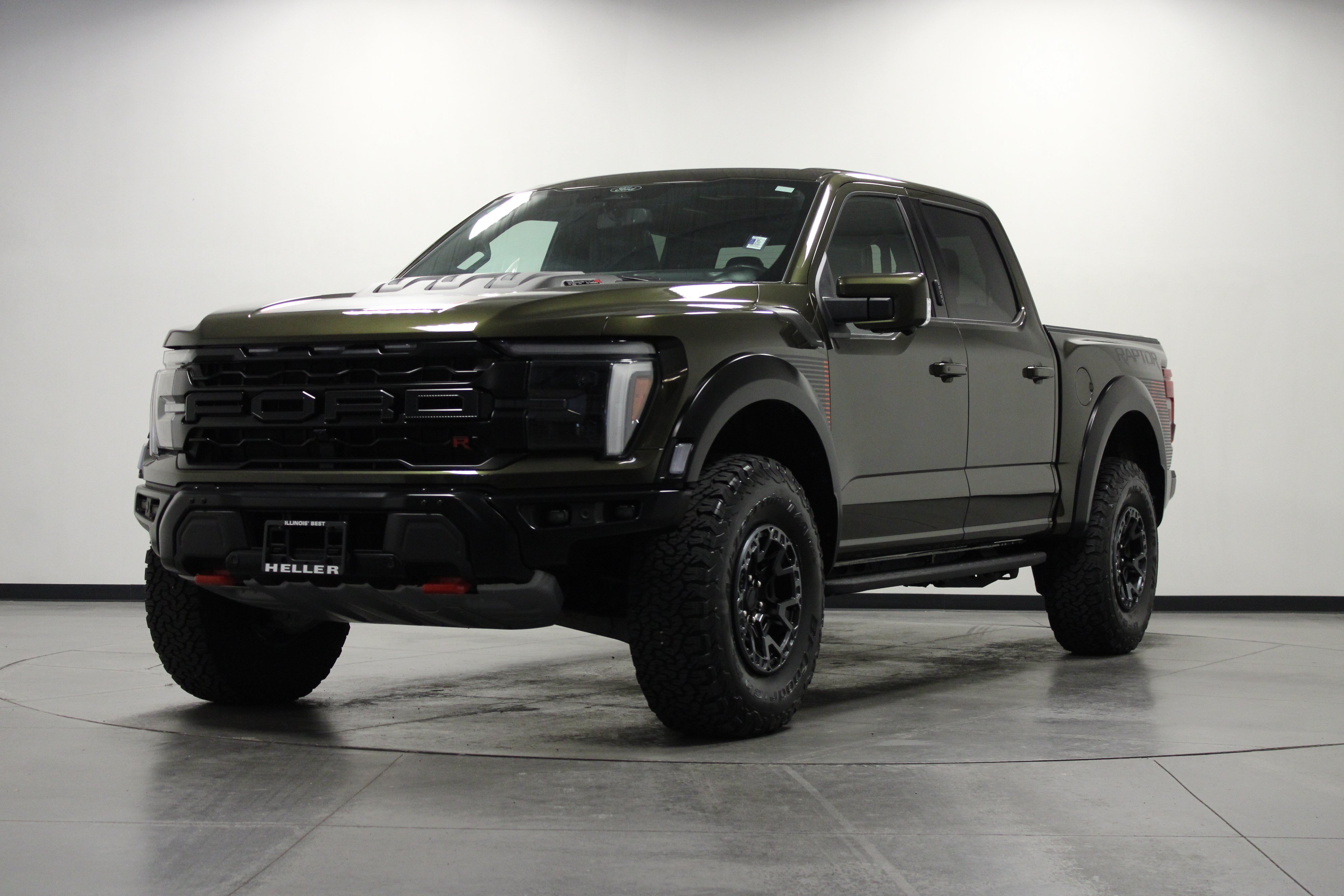 Used 2025 Ford F150 Raptor w/ Equipment Group 803A Raptor R AWD/4WD image 8