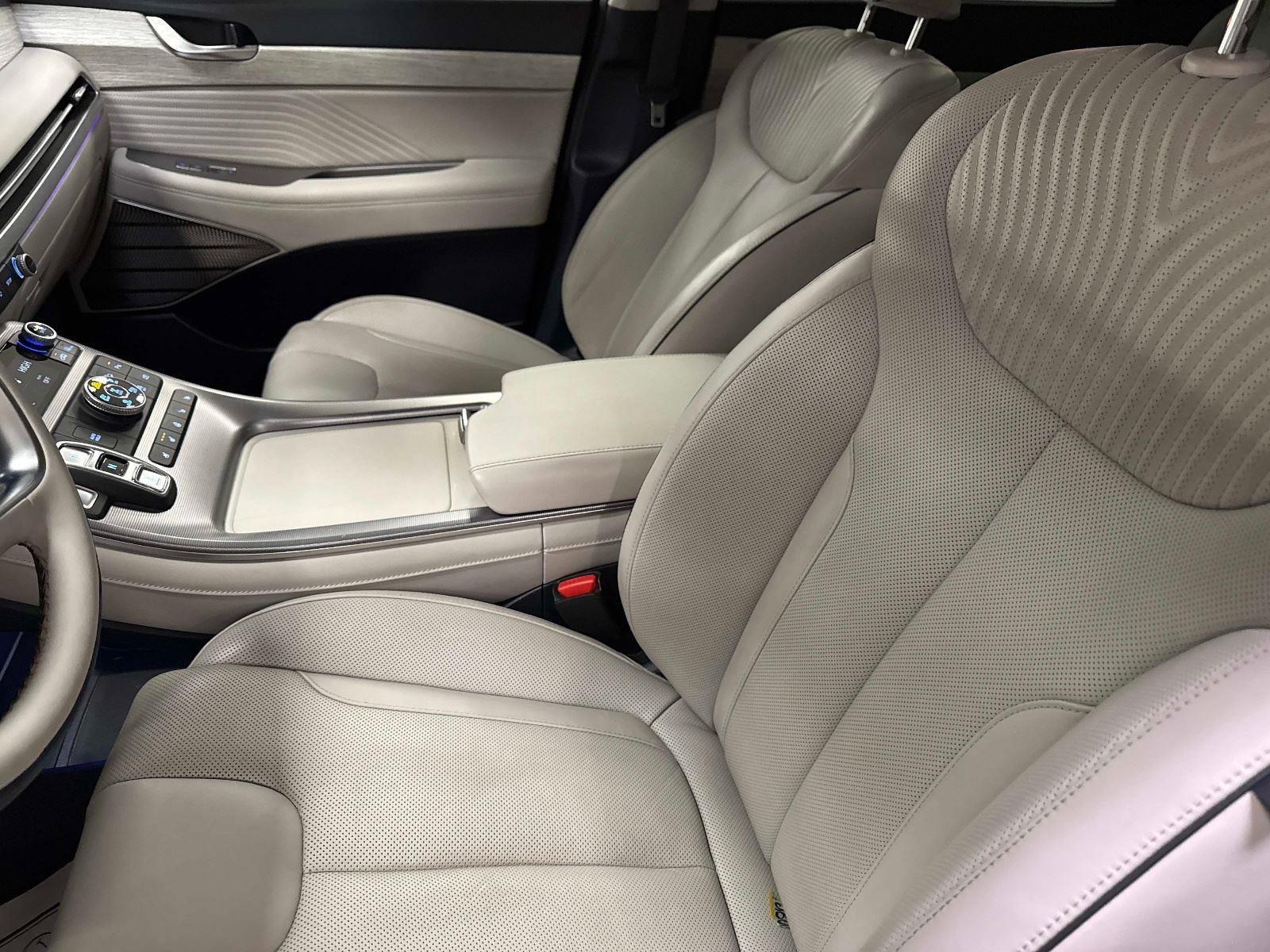 Used 2024 Hyundai Palisade Calligraphy image 21