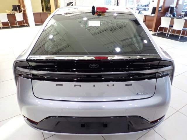 New 2026 Toyota Prius Plug-In Hybrid image 4