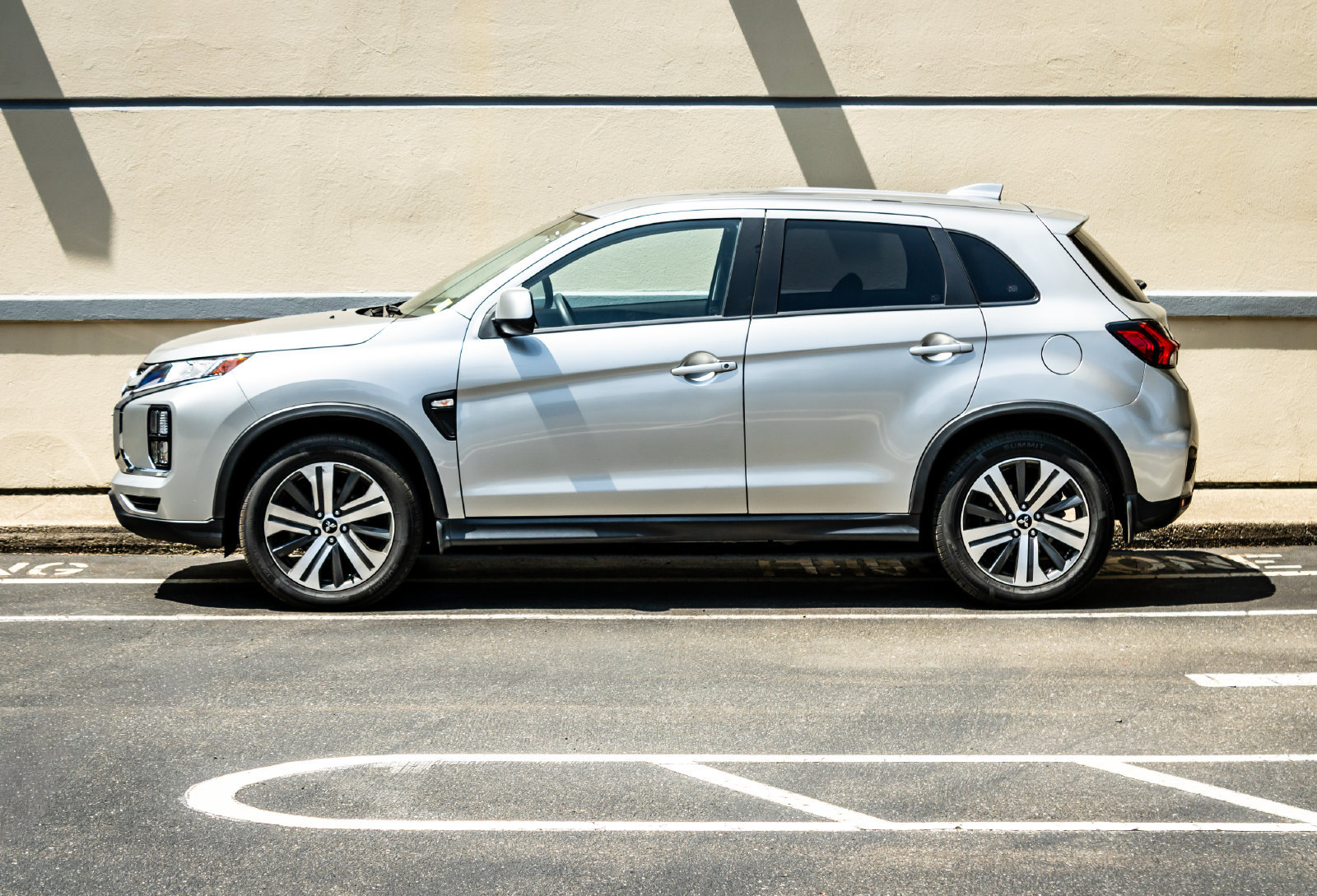 Used 2024 Mitsubishi Outlander Sport AWD image 4