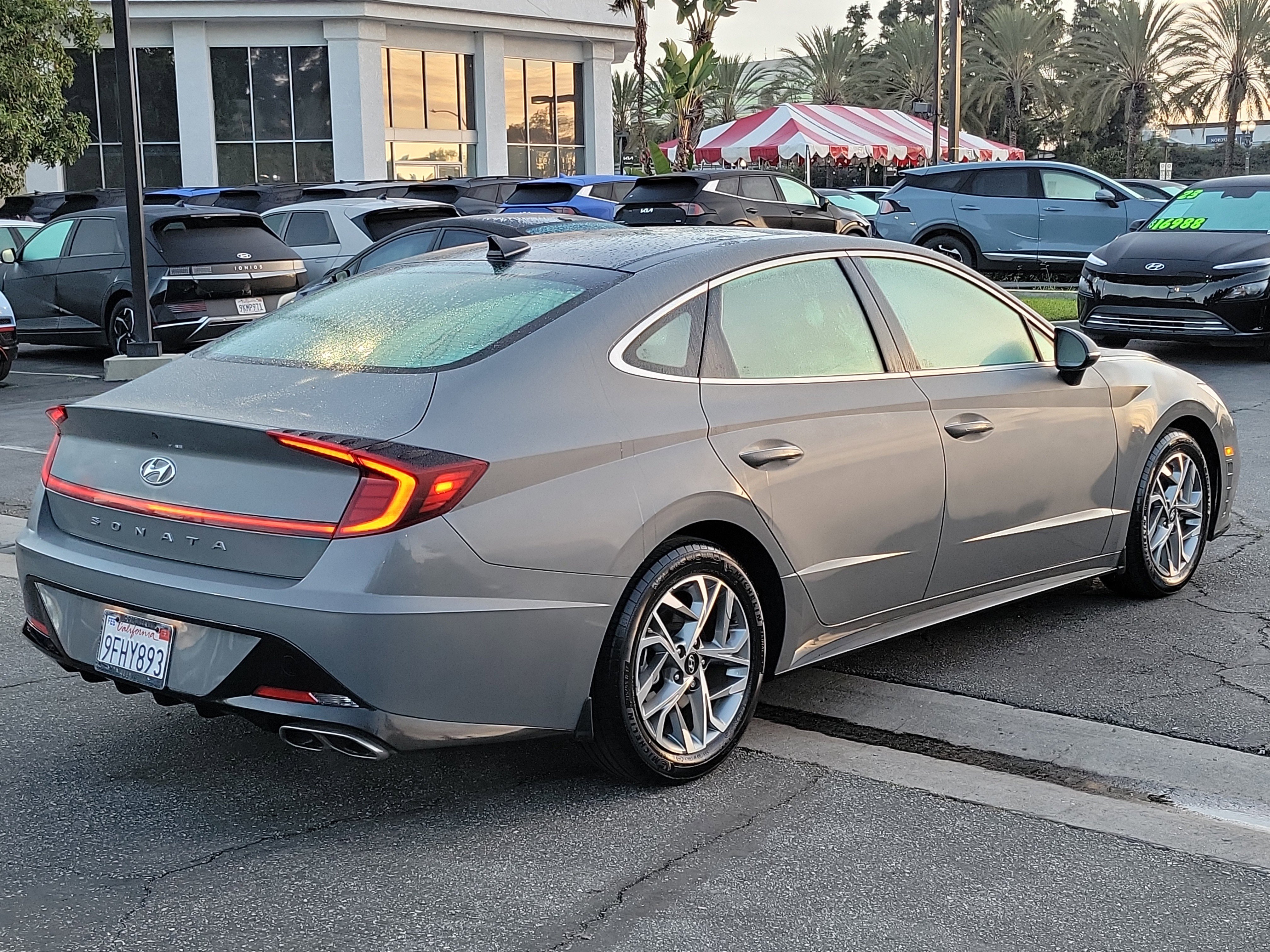 Certified 2023 Hyundai Sonata SEL w/ Convenience Package image 2