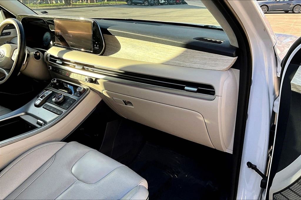Used 2024 Hyundai Palisade Calligraphy image 15