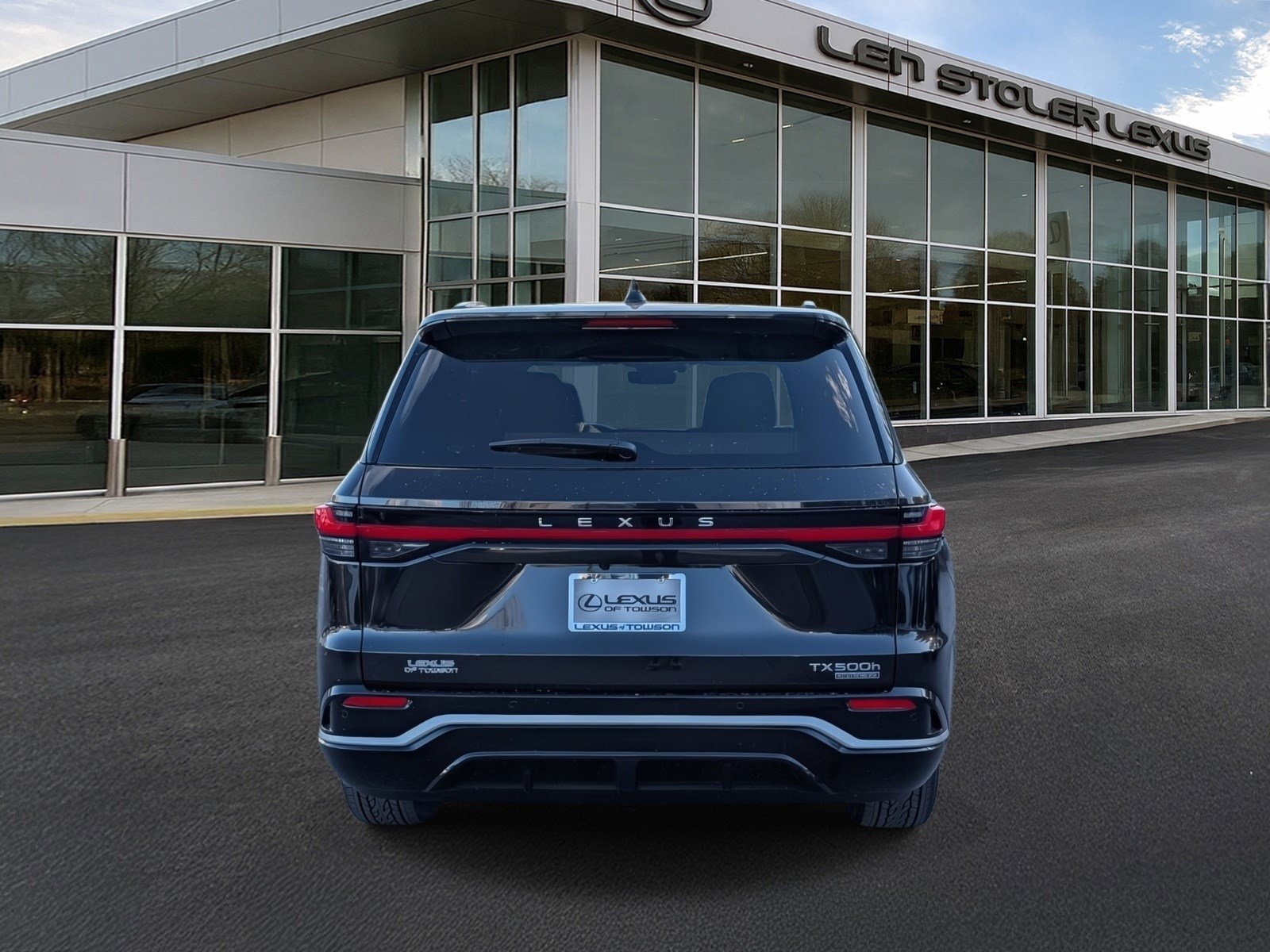 New 2026 Lexus TX 500h AWD image 3