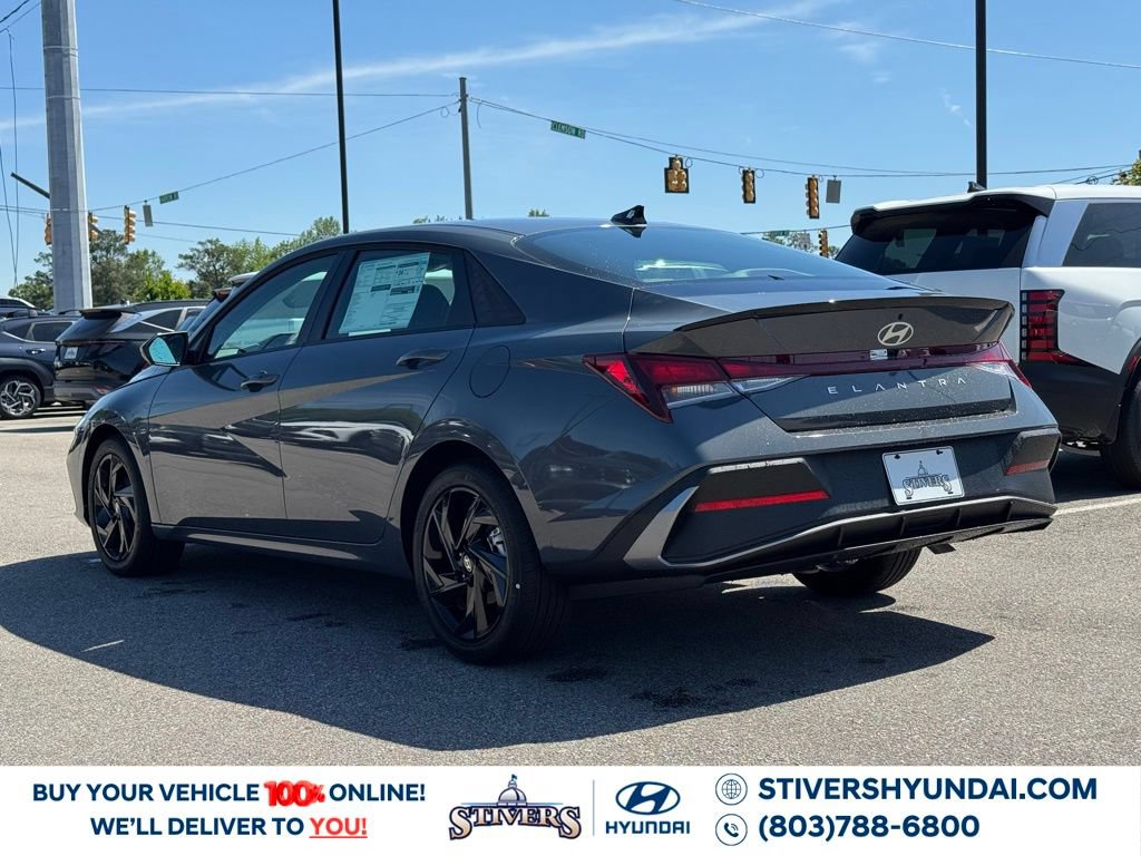 Certified 2026 Hyundai Elantra Sport FWD image 11