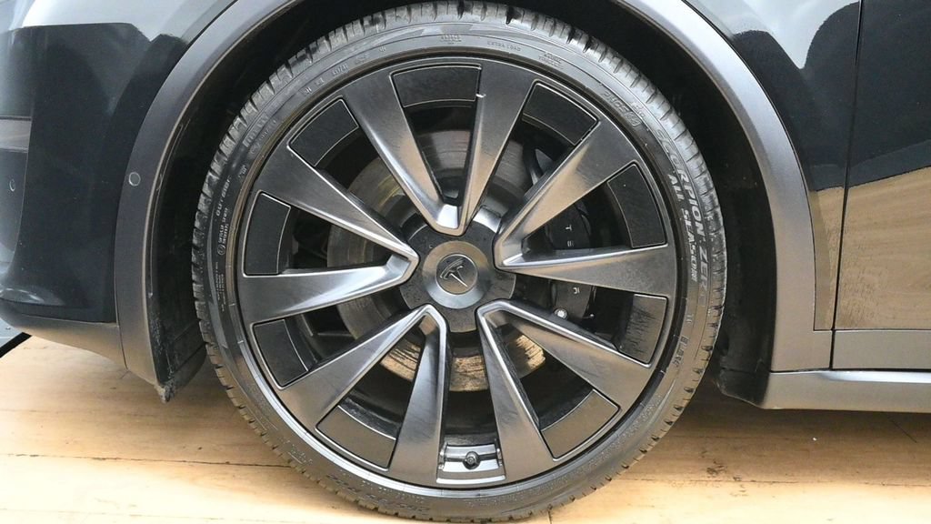 Used 2022 Tesla Model X Plaid AWD/4WD image 10