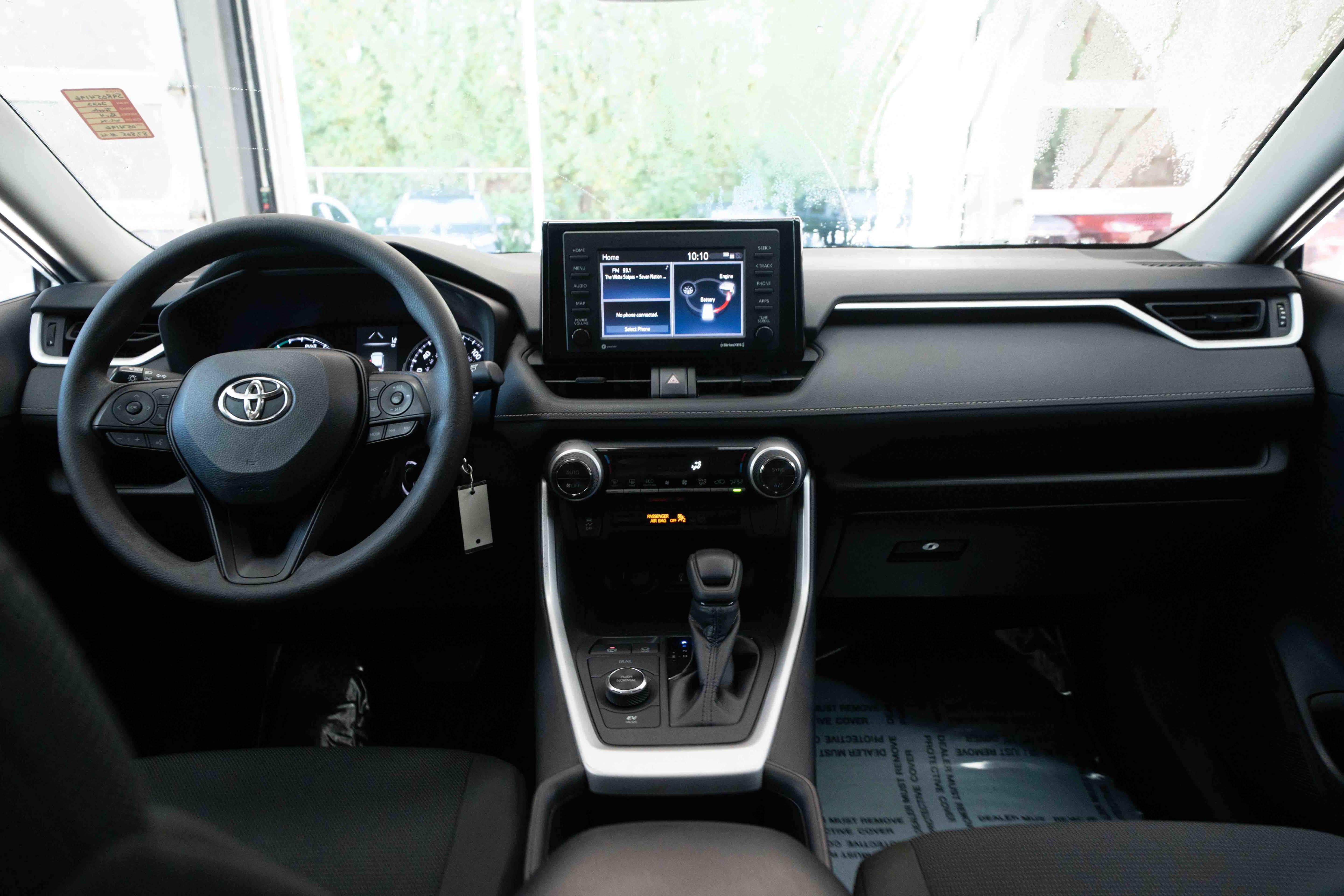 Used 2022 Toyota RAV4 LE AWD/4WD image 20