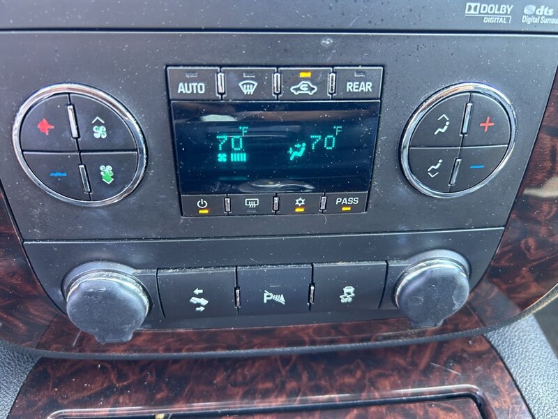 Used 2013 GMC Yukon Denali AWD/4WD image 18
