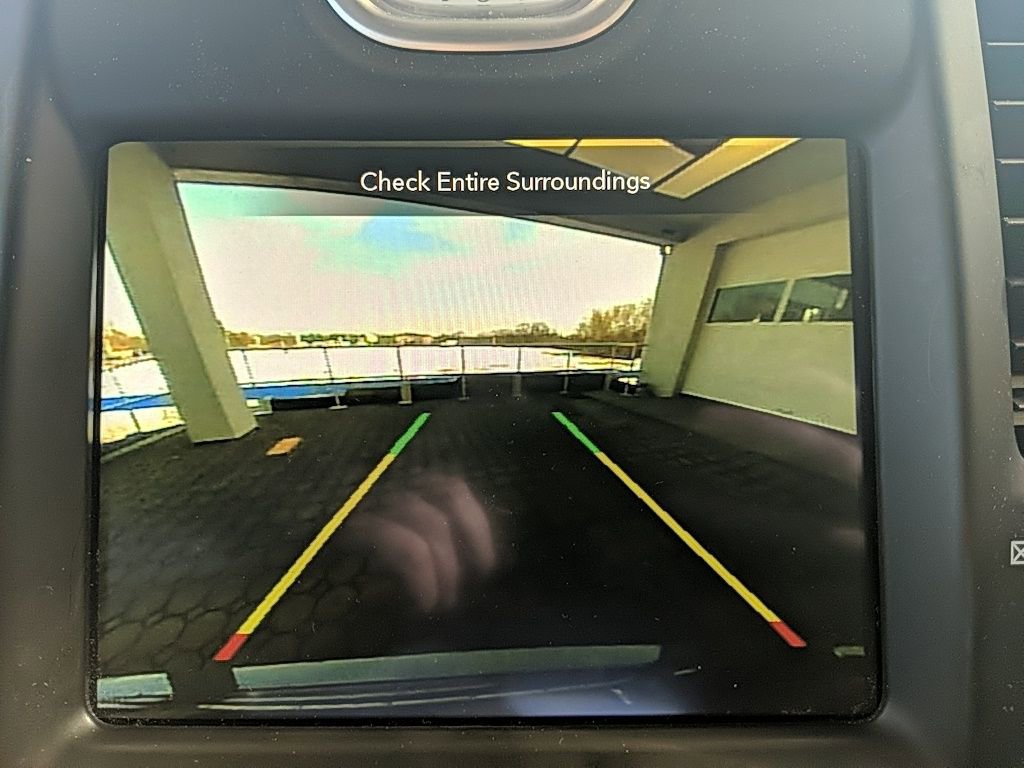 Used 2023 Chrysler 300 Touring L w/ Popular Equipment Group AWD/4WD image 20