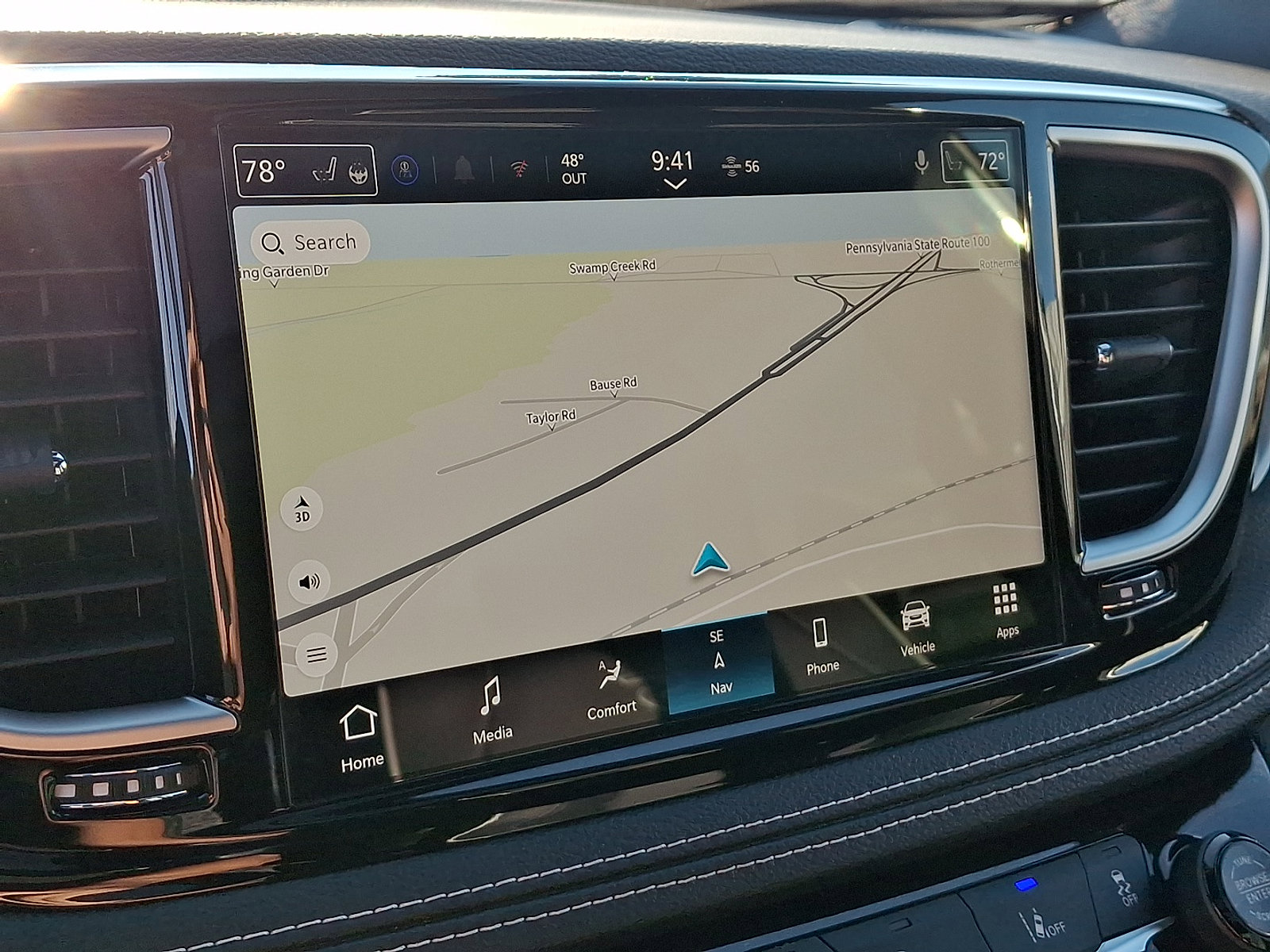 New 2026 Chrysler Pacifica Limited w/ S Appearance Package image 16