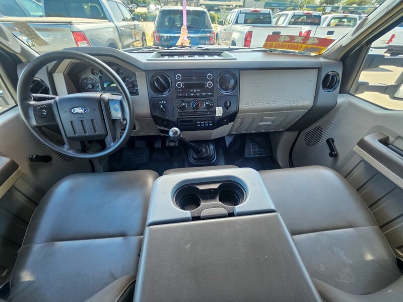 Used 2009 Ford F350 4x4 Crew Cab DRW Super Duty image 18
