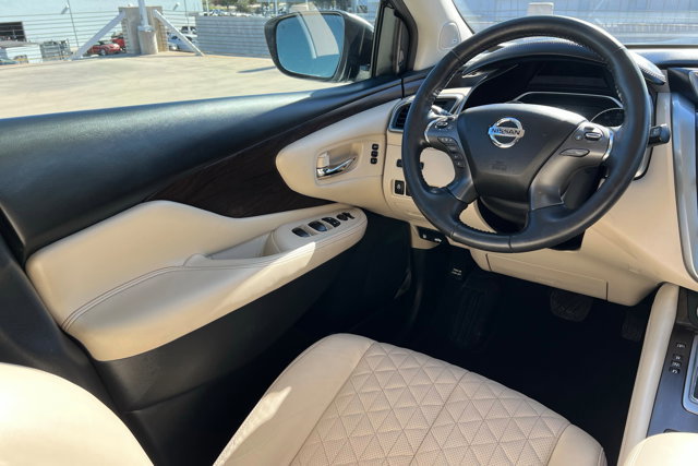 Used 2021 Nissan Murano Platinum w/ Cargo Package image 11