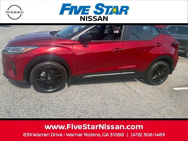 Used 2023 Nissan Kicks SR w/ SR Premium Package FWD image 17