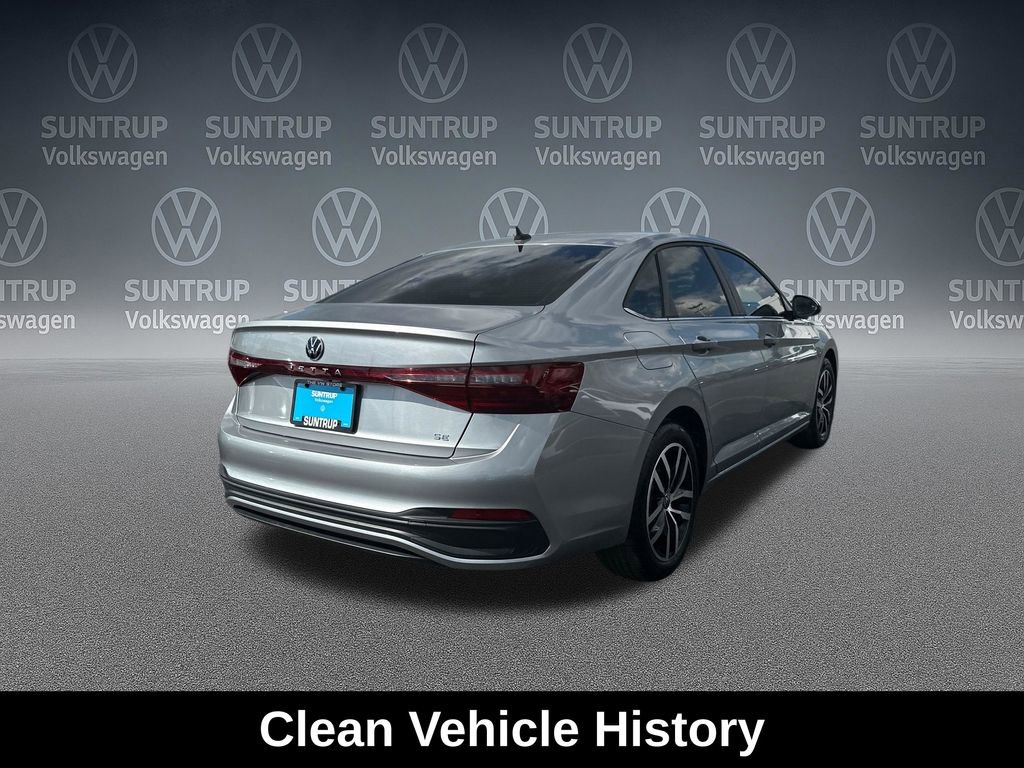 Used 2025 Volkswagen Jetta SE w/ Sunroof Package FWD image 6