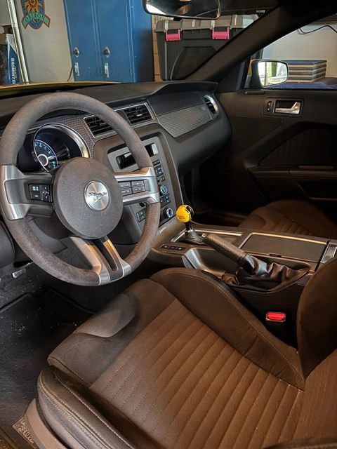 Used 2013 Ford Mustang Boss 302 w/ Boss 302 Accessory Pkg RWD image 5