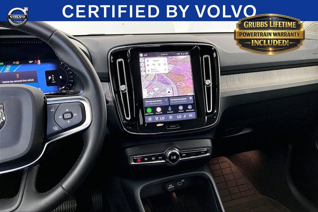 Used 2023 Volvo XC40 B5 Plus w/ Protection Package Premier AWD/4WD image 7