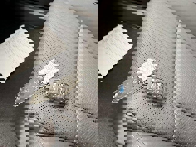 New 2025 Subaru Outback Limited XT image 30