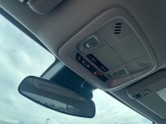 Used 2024 Chevrolet Malibu LT FWD image 13