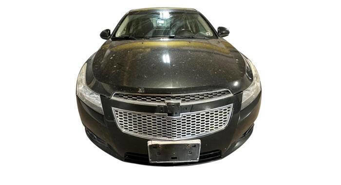 Used 2013 Chevrolet Cruze LTZ FWD image 9