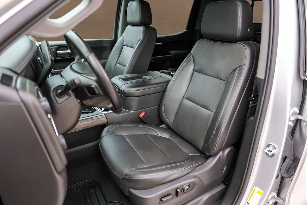 Used 2020 Chevrolet Silverado 1500 LTZ w/ LTZ Texas Edition RWD image 8