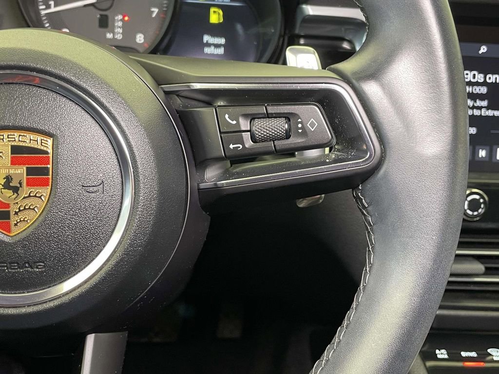 Certified 2022 Porsche Macan image 41