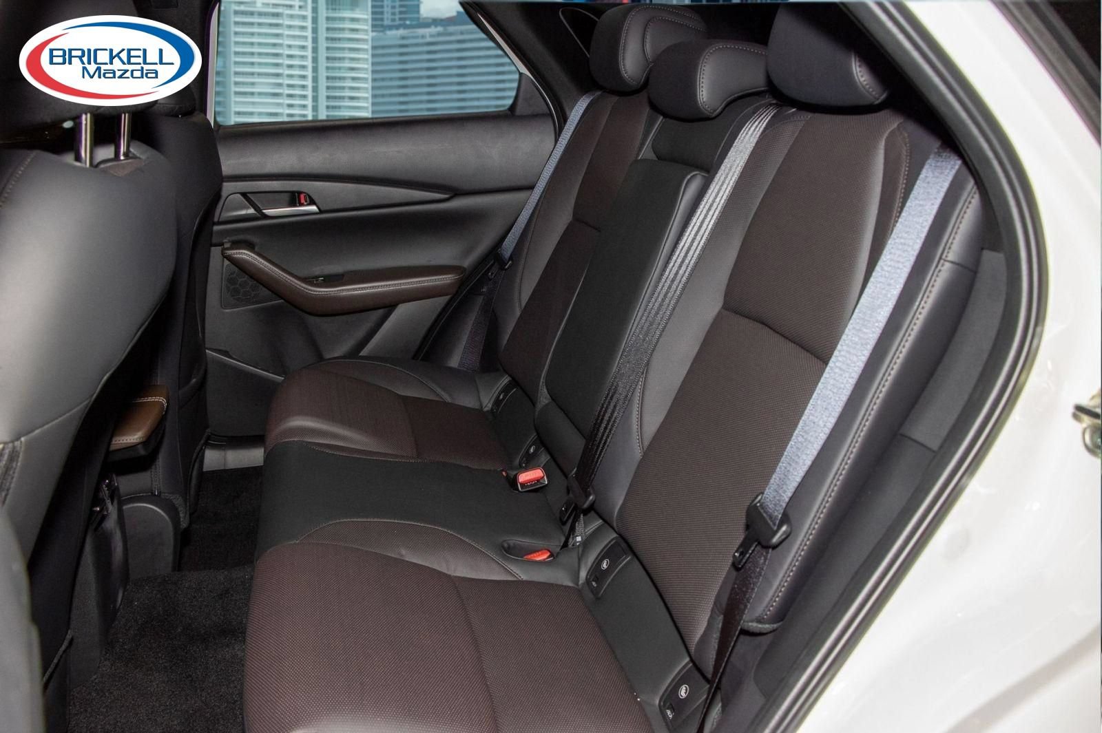 Used 2025 MAZDA CX-30 AWD 2.5 S w/ Premium Package image 7