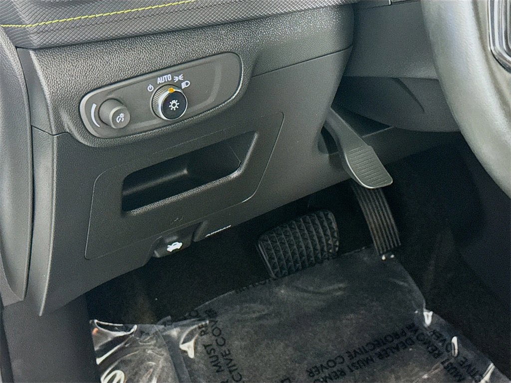 Used 2024 Chevrolet TrailBlazer ACTIV w/ Driver Confidence Package image 10