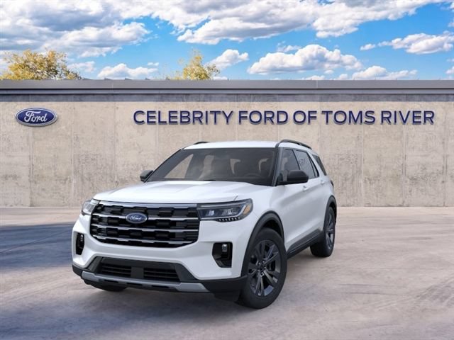 Used 2026 Ford Explorer Active w/ Active Comfort Package AWD/4WD image 2