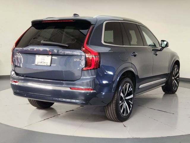 New 2026 Volvo XC90 B5 Core AWD/4WD image 2