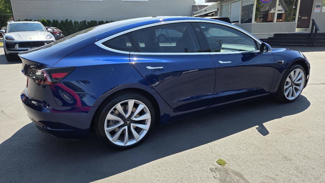 Used 2018 Tesla Model 3 Long Range RWD image 7