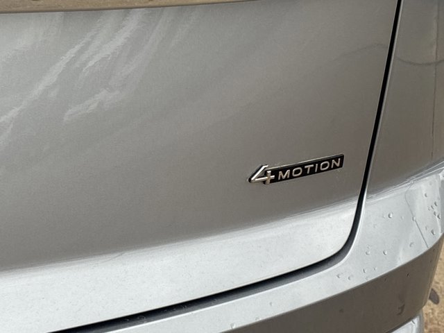 Used 2025 Volkswagen Atlas Cross Sport SE image 6