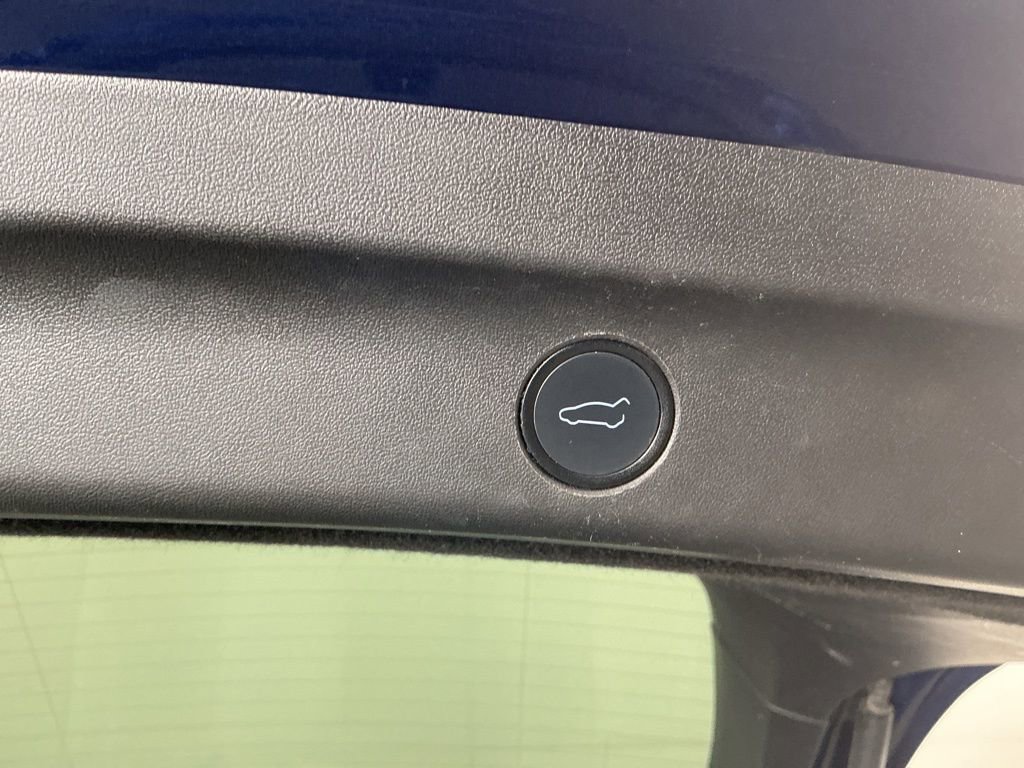 Used 2021 Tesla Model Y Long Range image 30