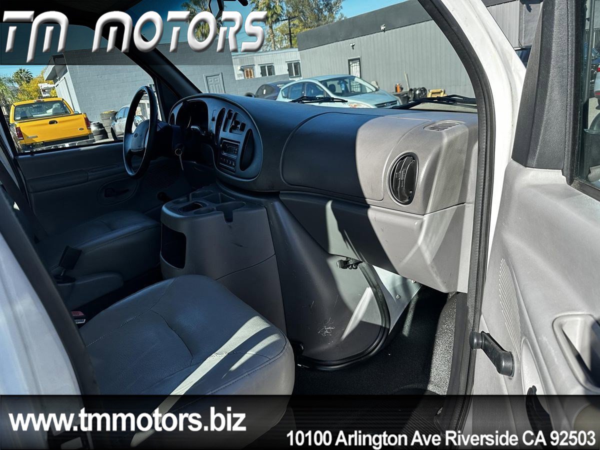 Used 2000 Ford E-350 and Econoline 350 Super Duty image 11