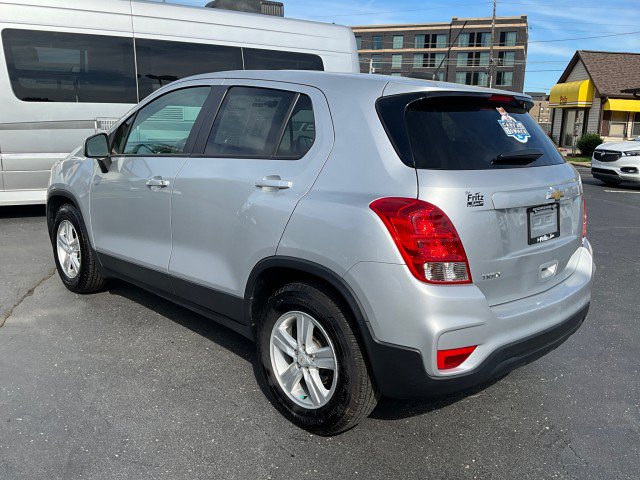 Used 2020 Chevrolet Trax LS w/ Tint and Cruise Package FWD image 5