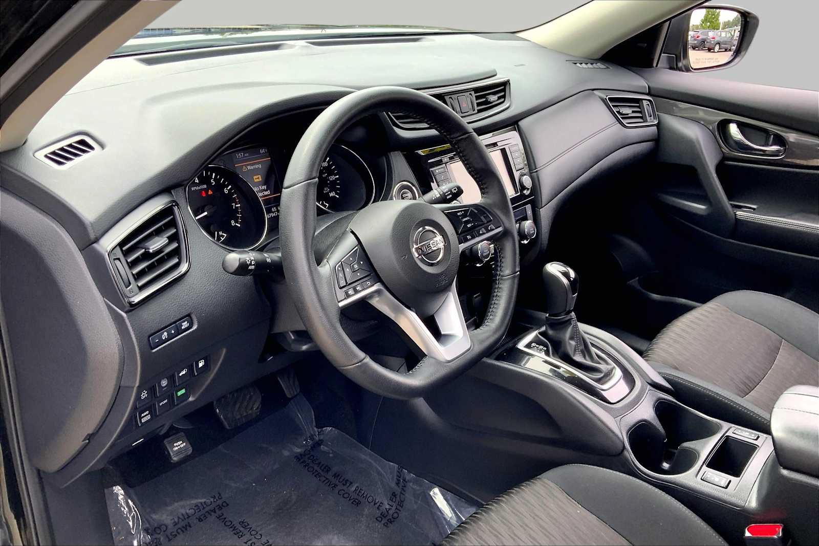Used 2019 Nissan Rogue SV AWD/4WD image 17