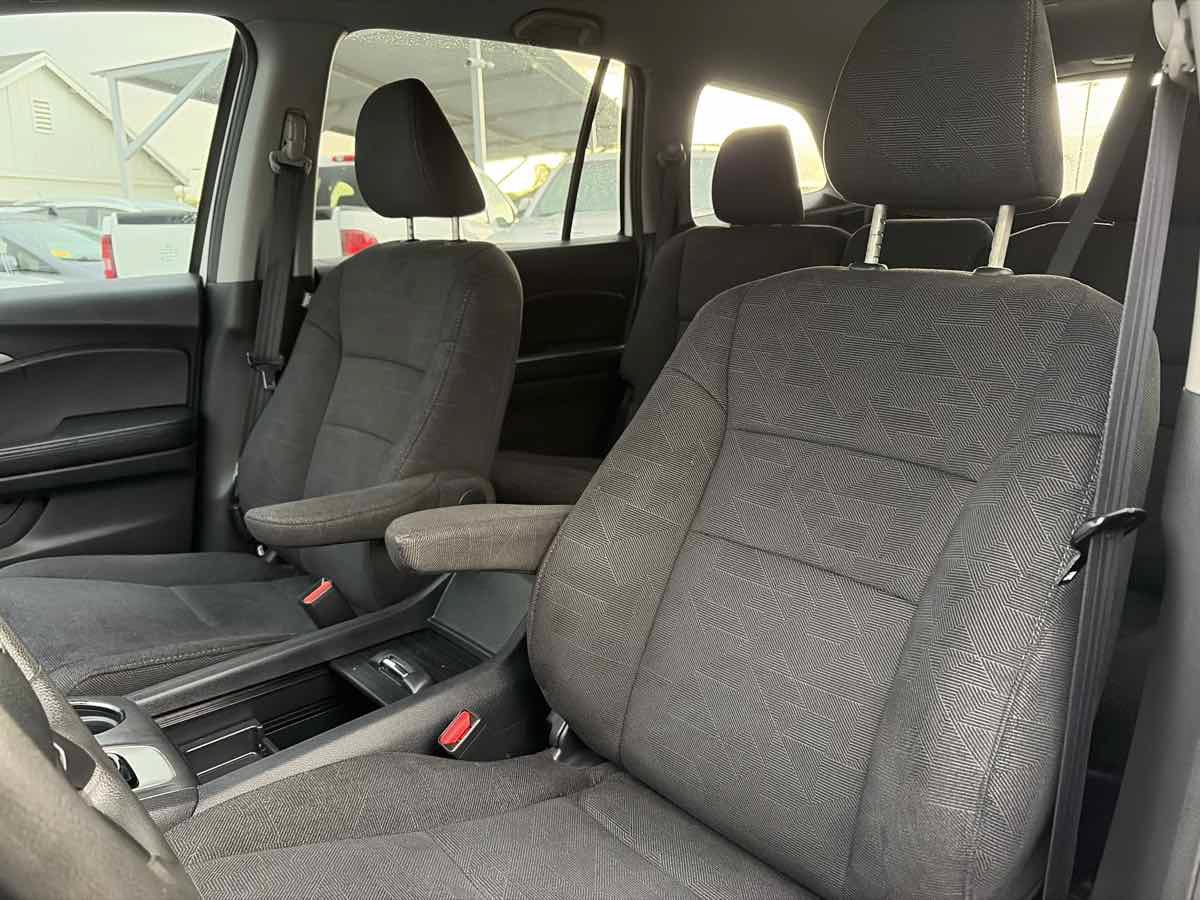 Used 2020 Honda Pilot LX image 8