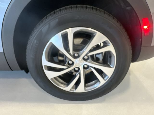 Certified 2021 Buick Envision Essence AWD/4WD image 37