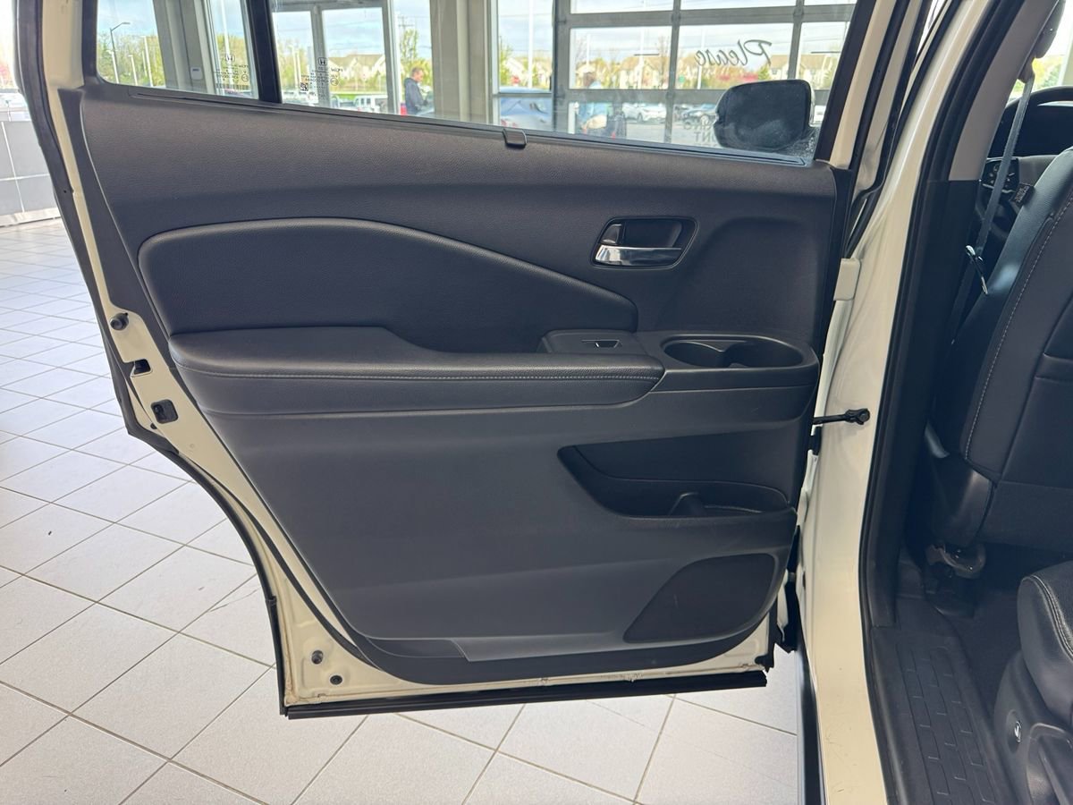 Used 2019 Honda Pilot Touring image 43