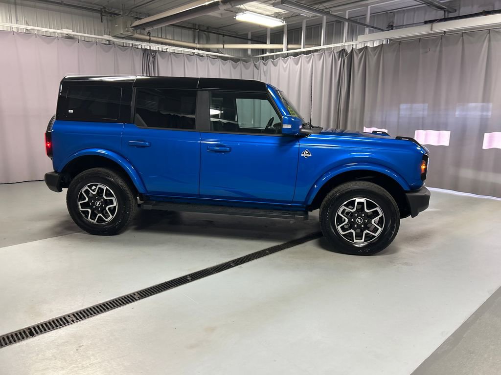 Used 2024 Ford Bronco Outer Banks image 8