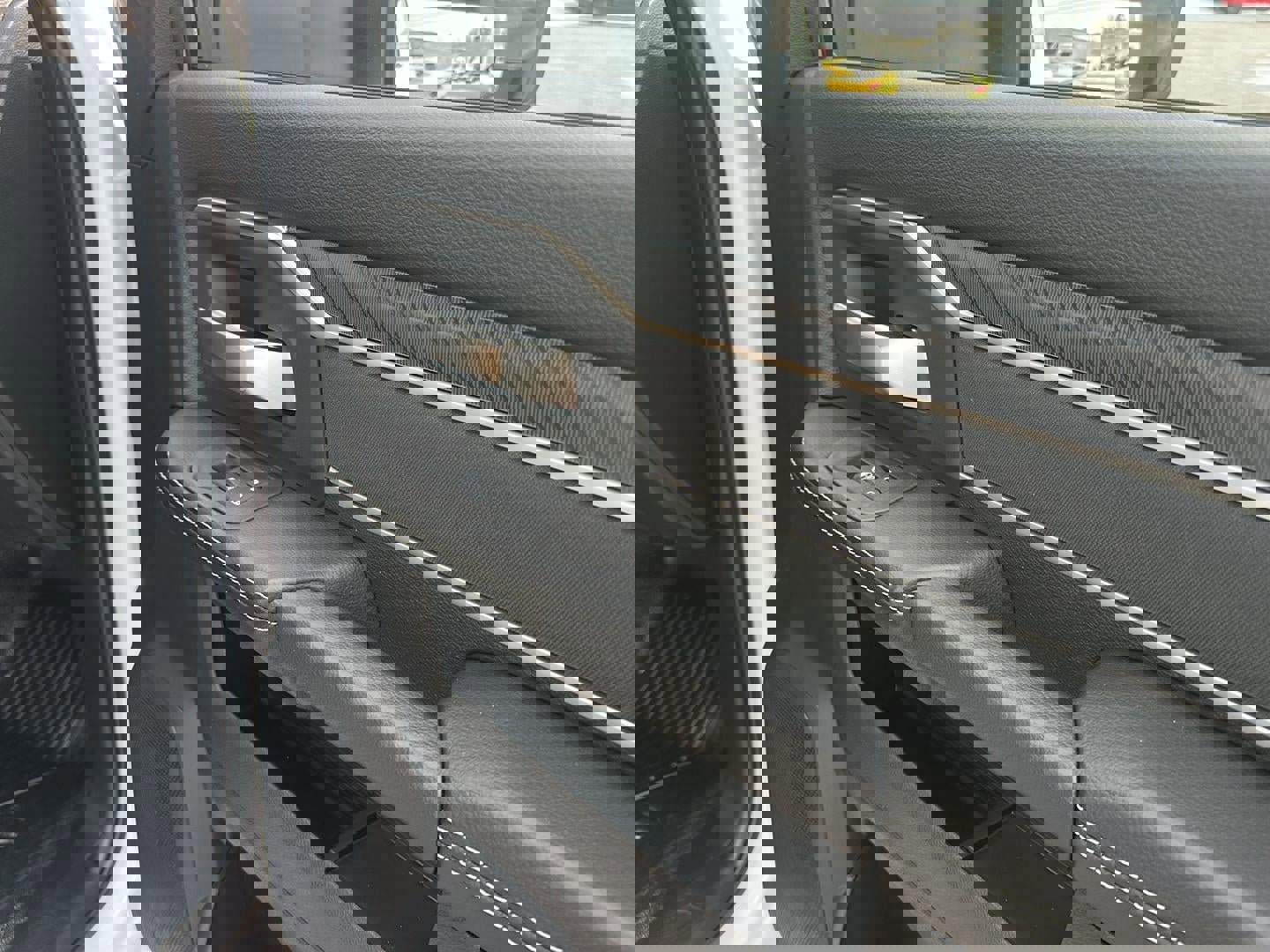 New 2026 RAM 5500 4x4 Regular Cab image 6