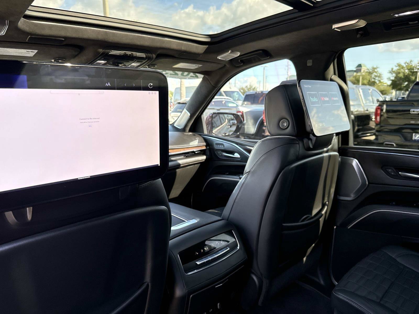 Used 2023 Cadillac Escalade Sport Platinum w/ LPO, ONYX Package RWD image 16