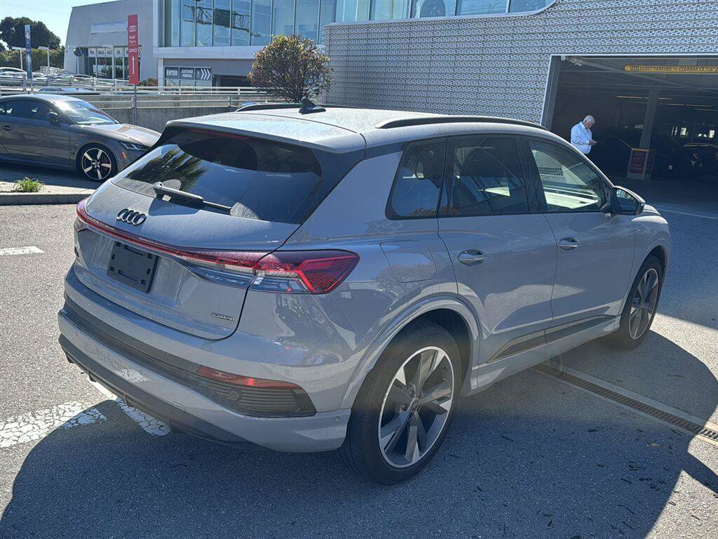 Used 2024 Audi Q4 e-tron Prestige w/ Black Optic Package AWD/4WD image 6
