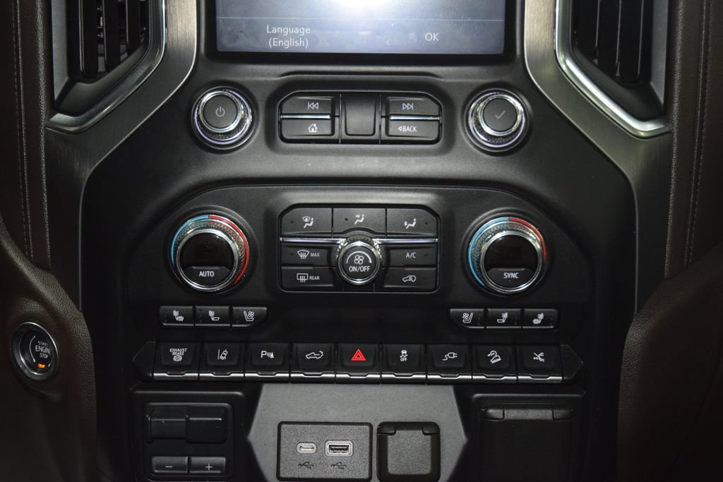 Used 2021 GMC Sierra 2500 Denali w/ Denali Ultimate Package AWD/4WD image 34